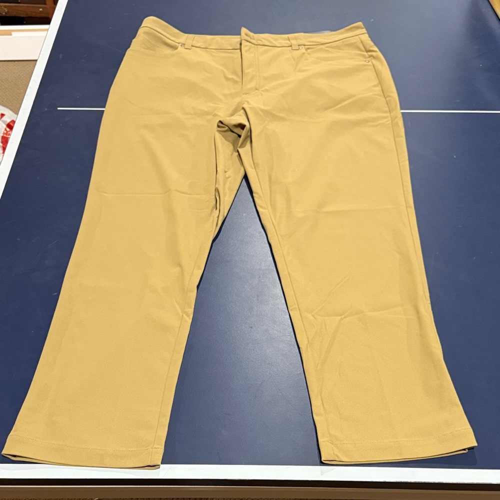 Men's Tan Pants